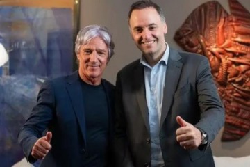 Foto de Cada vez m�s pruebas contra Manuel Adorni: las transferencias que recibi� de la productora de Marcelo Grandio