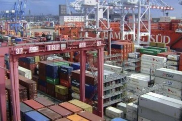 Foto de Super�vit r�cord con dudas: crecen exportaciones pero se enfr�a la econom�a real