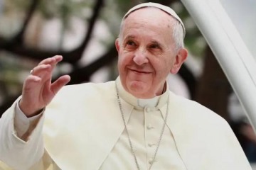 "Su legado sigue vivo": a un a&ntilde;o del fallecimiento del Papa Francisco, el mensaje de su sucesor, Le&oacute;n XIV