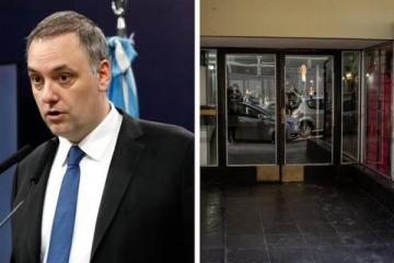 Foto de Causa Manuel Adorni: se puso en venta su departamento en La Plata por u$s95.000