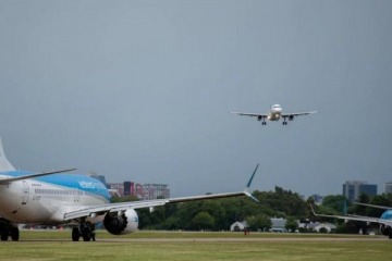 Qu&eacute; pasa con los vuelos en Aeroparque, Ezeiza y otros aeropuertos en el marco del paro aeron&aacute;uticos