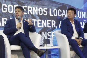 Fernando Espinoza y Axel Kicillof denuncian la situaci&oacute;n cr&iacute;tica de los municipios y las provincias.