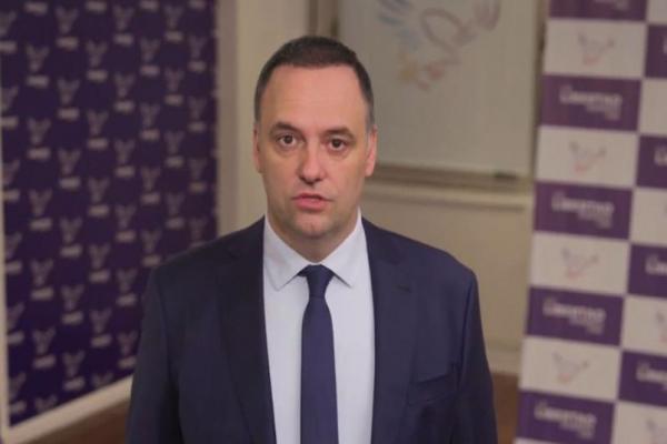 Insólito: el proyecto de Ficha Limpia lleva la firma de Adorni