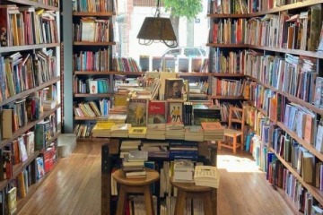 Foto de De cada 10 libros nuevos publicados en 2025, se imprimieron casi 4 ejemplares menos por t�tulo que en 2023