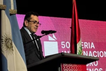 Silbidos, enojo y abucheos contra el Gobierno libertario en la apertura de la Feria del Libro