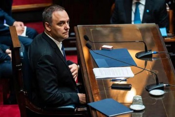 "No voy a renunciar": Adorni se planta en Diputados pese a la causa por enriquecimiento il&iacute;cito