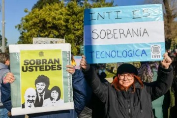 Desmantelamiento del INTI: el Gobierno denunciar&aacute; a trabajadores por "retenci&oacute;n forzada" de autoridades 