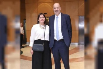 Esc&aacute;ndalo en Canciller&iacute;a: denuncian licitaci&oacute;n �a medida� para la esposa de Sturzenegger