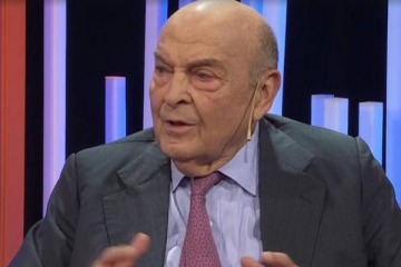 Cavallo, lapidario con el Gobierno, advirti&oacute; sobre la probabilidad de una bomba cambiaria en 2027 a causa del "actual r&eacute;gimen"