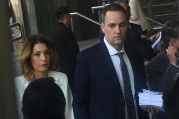 Caso Adorni: gast&oacute; 14 millones de pesos en efectivo para renovar los muebles del departamento en Caballito