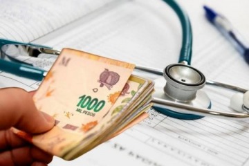Desde que asumi&oacute; Milei las prepagas aumentaron m&aacute;s de un 400%