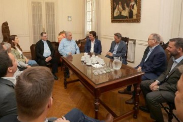Crisis social: tras la reuni&oacute;n de intendentes con la Iglesia, ya se puso en marcha la mesa del di&aacute;logo