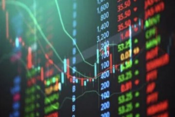 La tensi&oacute;n global golpea a los activos argentinos y el riesgo pa&iacute;s vuelve a rozar los 500 puntos