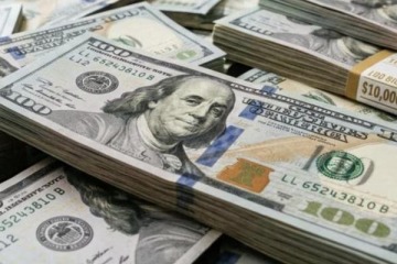 El d&oacute;lar blue alcanz&oacute; al oficial y el mercado vuelve a mostrar se&ntilde;ales de tensi&oacute;n cambiaria