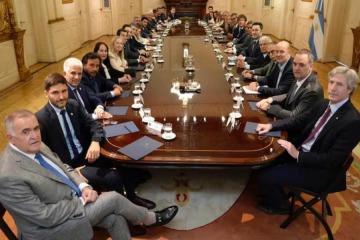 Cu&aacute;les son las obras canjeadas por respaldo legislativo que Milei recort&oacute; a gobernadores aliados en el mega ajuste 