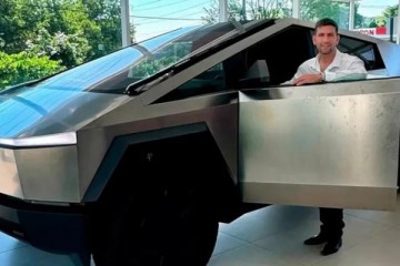 Pol&eacute;mica y provocaci&oacute;n en el Congreso por el diputado libertario que apareci&oacute; con un auto de 200mil d&oacute;lares