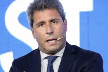 U&ntilde;ac ratific&oacute; su precandidatura presidencial de cara al 2027
