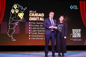 Ach&aacute;val particip&oacute; del encuentro del Consejo Federal de Intendentes y recibi&oacute; premios por su gesti&oacute;n en Pilar