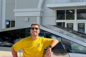 El esc&aacute;ndalo del diputado libertario del Tesla: denuncian que deriv&oacute; prestaciones a cl&iacute;nicas de su entorno familiar