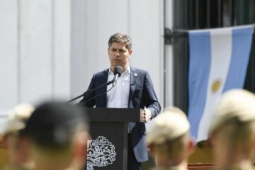 "Cuida un solo empleo, el de Adorni": el dardo de Kicillof a Milei en medio del esc&aacute;ndalo judicial del jefe de Gabinete