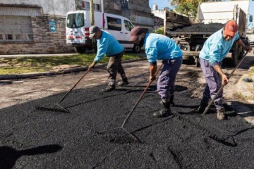 El Municipio de Lan&uacute;s contin&uacute;a con las obras del Plan de Pavimentaci&oacute;n 2026-2027