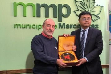 Foto de Curutchet se reunió con una comitiva china de la ciudad de Dezhou