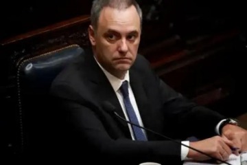 Foto de Pese a haberlo anunciado, Adorni sigue sin presentar su declaración jurada mientras crece la presión política y judicial