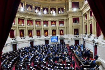 La oposici&oacute;n busca prohibir por cinco a&ntilde;os la importaci&oacute;n de indumentaria usada frente a la crisis productiva