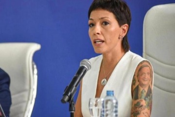 Mayra Mendoza cruz&oacute; a Bullrich por sus cr&iacute;ticas a la marcha Ni Una Menos: �Nada m&aacute;s lejos que vos del feminismo�