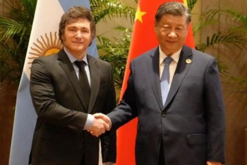 Bausili encabezar&aacute; una misi&oacute;n a China para asegurar la continuidad del swap