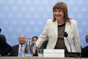 Bullrich garantiz&oacute; el blindaje del juez que aval&oacute; la reforma laboral: prometi&oacute; los votos para aprobar su pliego