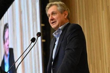 La advertencia del Gobierno para los empresarios: "No apuesten a una devaluaci&oacute;n para salvarse"