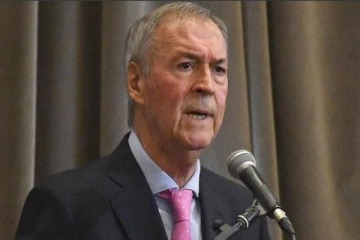 Schiaretti exigi&oacute; que Adorni deje el Gobierno: "No puede seguir siendo jefe de Gabinete"
