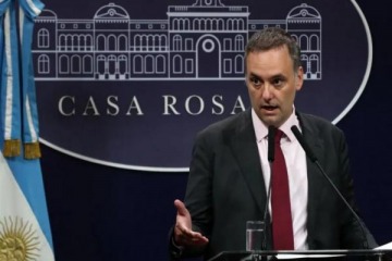 El PRO calificó de "imprudente" la participación de Adorni en el acto por el Día de la Bandera