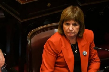 El esfuerzo de Bullrich para justificar el respaldo a Adorni: "Milei considera que no hay motivos para echarlo"