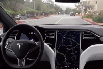 La pol&eacute;mica propuesta de Sturzenegger: quiere que la Ruta 14 sea el primer corredor para autos aut&oacute;nomos