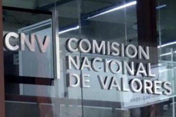 El Gobierno fren&oacute; los fondos que invierten en el exterior y revisar&aacute; los beneficios fiscales que reciben