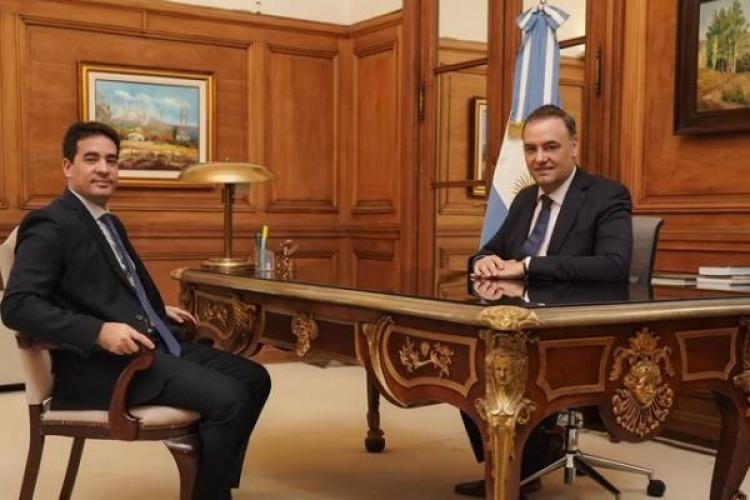 En medio del esc�ndalo por enriquecimiento il�cito de Manuel Adorni, asume Adri�n Ravier, el nuevo Vocero Presidencial