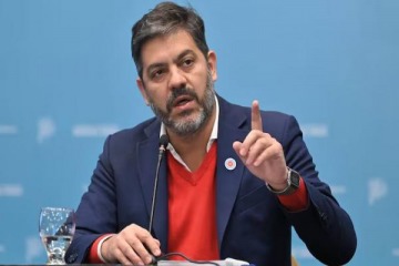 "Equivale a 37.187 pendrives de Adorni": Bianco compar&oacute; la deuda de Naci&oacute;n con PBA