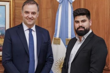 En medio del esc&aacute;ndalo, Adorni anunci&oacute; la designaci&oacute;n de Fabi&aacute;n Fern&aacute;ndez como nuevo secretario de comunicaci&oacute;n y prensa