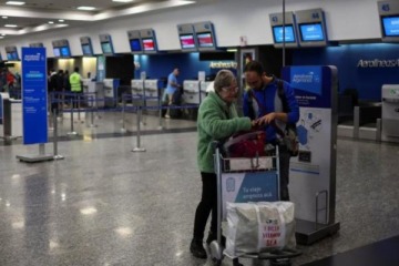 El Gobierno aument&oacute; m&aacute;s de 500% la tasa de seguridad aeroportuaria: cu&aacute;nto impacta en el precio de los pasajes