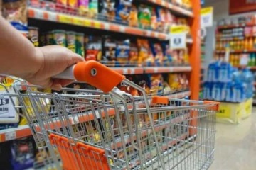 El consumo masivo se desplom&oacute; 1,6% interanual en mayo y acumula un retroceso del 3%