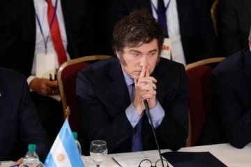 Javier Milei no viaja a la cumbre del Mercosur y priorizar&aacute; la reorganizaci&oacute;n del Gobierno