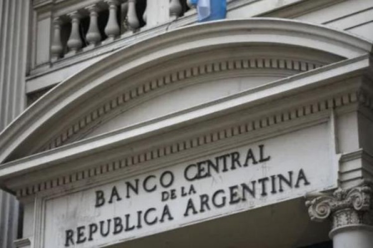 Milei avanza con una reforma del Banco Central en línea con las exigencias del FMI