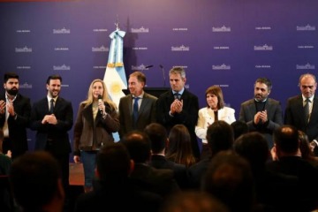 PASO, Banco Central, Inocencia Fiscal y Zona Fr&iacute;a: los ejes de la reuni&oacute;n de Karina y Javier Milei con legisladores libertarios