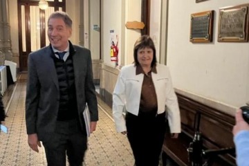 Santilli busca destrabar Zonas Fr&iacute;as y se reuni&oacute; en el Senado con los bloques dialoguistas