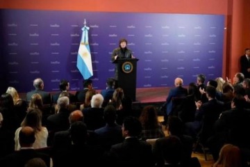 Milei busca renovar la Carta Org&aacute;nica del BCRA y se reuni&oacute; con legisladores oficialistas: de qu&eacute; se tratan las reformas