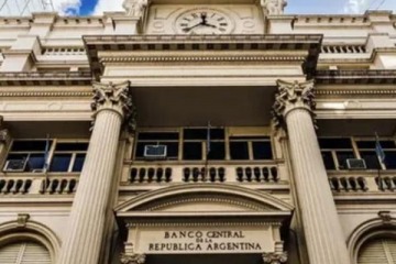 El Banco Central refinanci&oacute; US$6.000 millones de deuda y posterg&oacute; los vencimientos hasta 2028