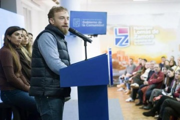 Oterm&iacute;n present&oacute; un programa integral para fortalecer la salud mental y abordar los consumos problem&aacute;ticos