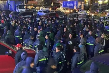 Una distribuidora de bebidas cerr&oacute; su planta de La Matanza y ech&oacute; a m&aacute;s de 200 empleados